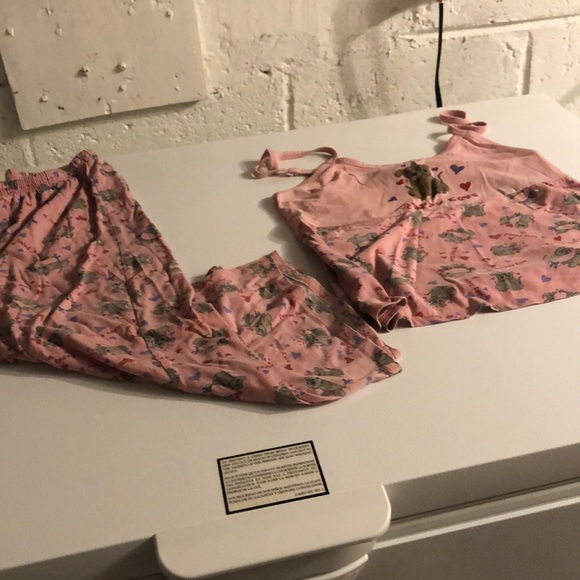 Women’s pjs - Picture 1 of 3